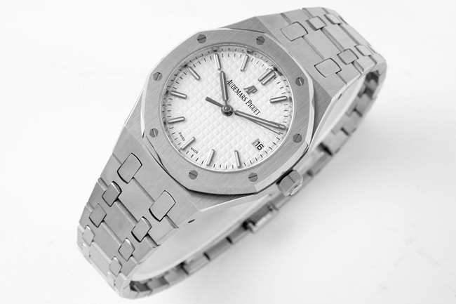 8F factory Audemars Piguet watch women's white dialsteel braceletautomatic movement watch 34mm Royal Oak series watch front view
