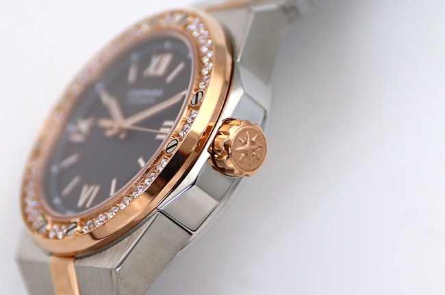 top-tier replicaChopard1:1 watch men's blue dialsteel bracelet Alpine Eagle series automatic movement watch side view