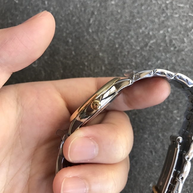 DK factory top-tier replicaOmegahigh-quality watch women's white dial Diefei series quartzsteel bracelet watch side view