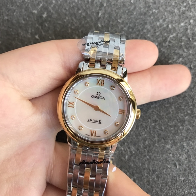 DK factory top-tier replicaOmegahigh-quality watch women's white dial Diefei series quartzsteel bracelet watch front view