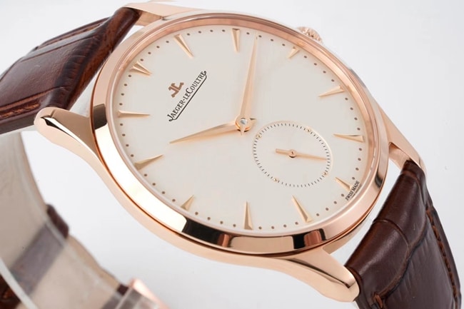 ZF FactoryJaeger-LeCoultretop-tier replicahigh-quality watch men's white dial brown belt ultra-thin master series small second hand quartzleather strap watch detail shots