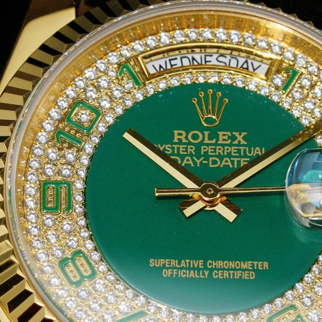 Rolextop-tier replicasuper watch men's green dial green strap day-date type day-date 36mm series automatic movement watch detail shots