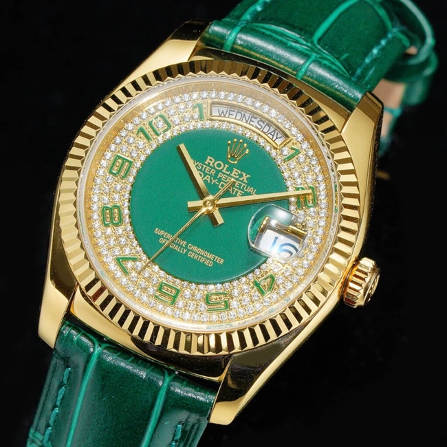 Rolextop-tier replicasuper watch men's green dial green strap day-date type day-date 36mm series automatic movement watch front view