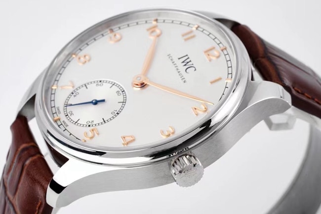 ZF Factorytop-tier replicaIWCsuper watch men's white dial brown belt automatic movementleather strap Portuguese series watch detail shots