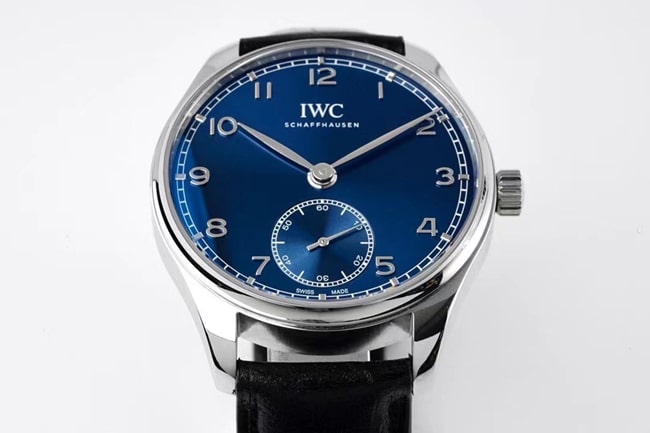 ZF Factorytop-tier replicaIWChigh-quality watch men's blue dial black belt Portuguese series automatic movementleather strap watch front view