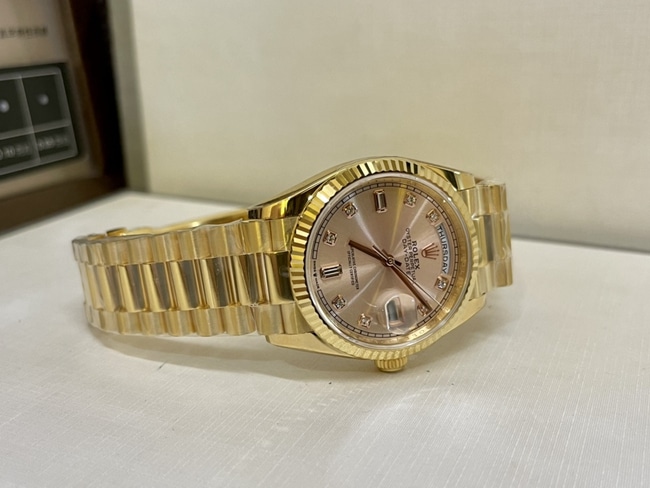 Top-tier watch Rolex men's gold plate gold steel braceletDatejust 36mm South African real diamond watch front view