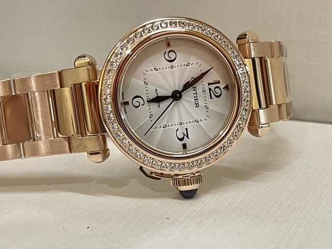 top-tier watch Cartier women's white dialsteel bracelet key series 18krose gold watch front view