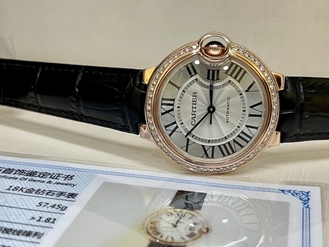 top-tier watch Cartier men's white dial black belt 18Krose gold South African real diamond leather strap mechanical watch front view