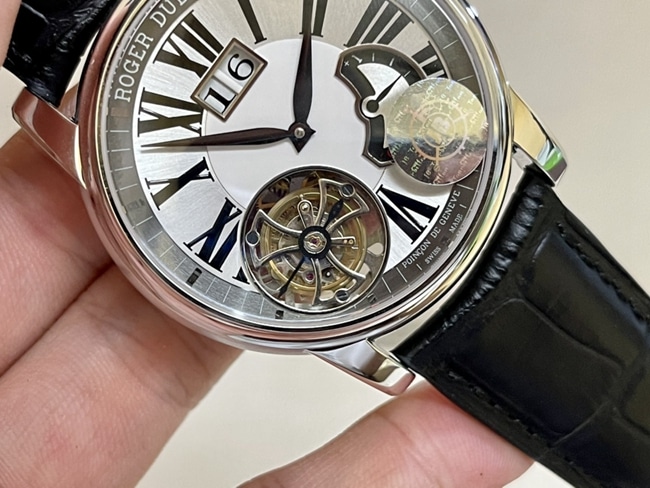 top-tier watch Roger Dubuis men's white dial black belt 18kwhite goldtourbillon mechanical leather strap watch detail shots