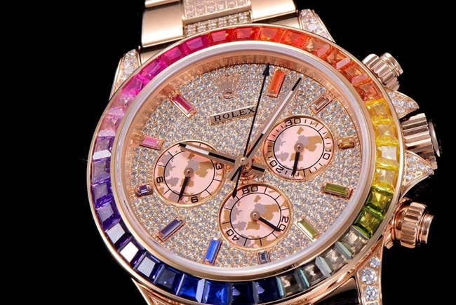 JH factory top-tier watch Rolexwhite dial gold band Oyster Perpetual Cosmograph Daytona watch front view