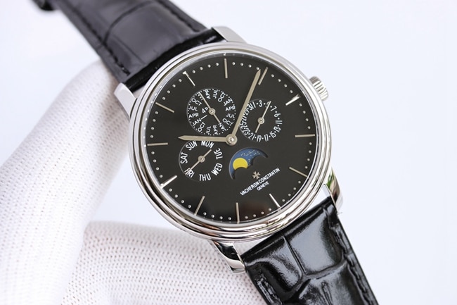 top-tier watch Vacheron Constantin men's white dial black belt perpetual calendar multi-function heritage series mechanical watch front view