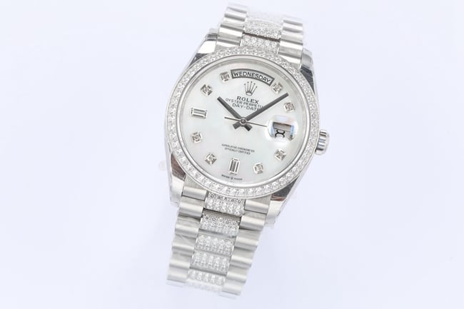 EWtop-tier watch Rolex men's white dialsteel bracelet 2021 new day displayDatejust mechanical watch front view