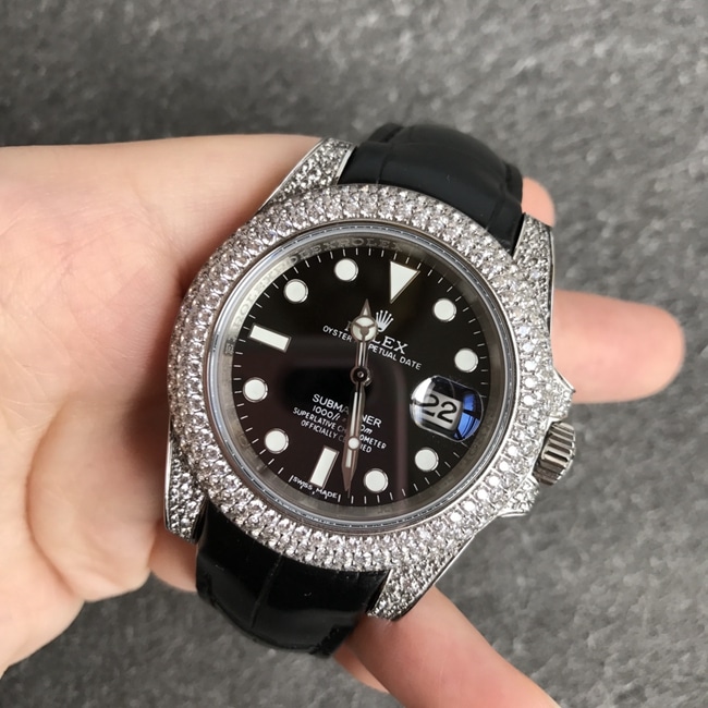 top-tier watch Rolex men's black dial black belt Submariner series fully automatic movementleather strap watch front view
