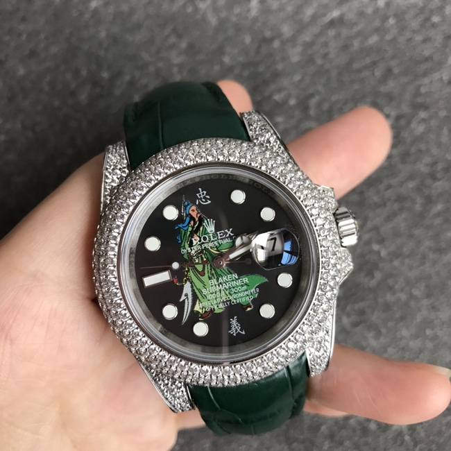 top-tier watch Rolex men's black dial green strap automatic movementleather strapv3 version Submariner series watch front view