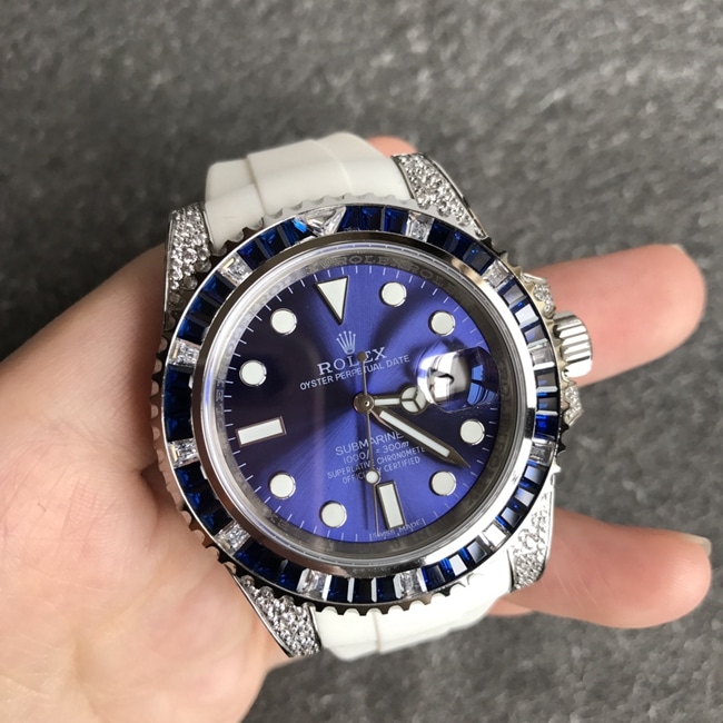 top-tier watch Rolex men's blue dialrubber strapSubmariner series v3 version automatic movement watch front view