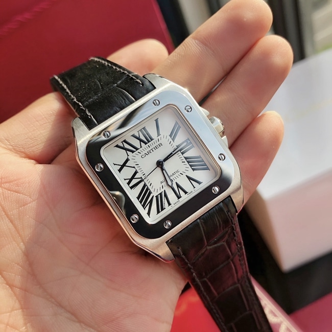 top-tier watch Cartier men's white dial black belt automatic movementleather strap watch front view