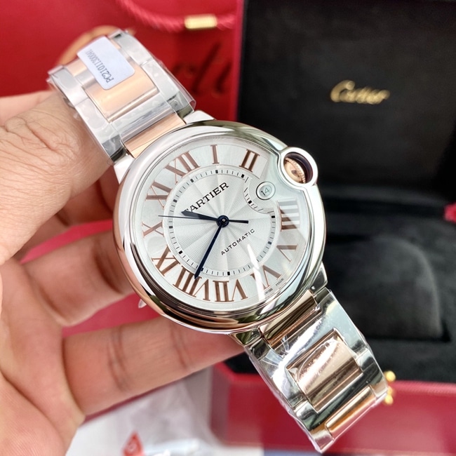top-tier watch Cartier men's white dialsteel bracelet 42mm fully automatic movement blue balloon series watch front view