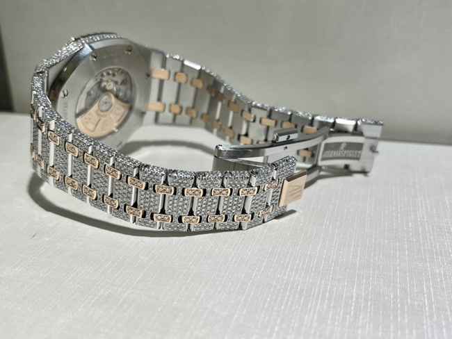 top-tier watch Audemars Piguet men's gray plate steel bracelet watch clasp picture