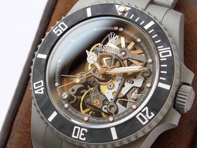 top-tier replicasuper watch Rolex fully hollow Submariner series men's steel bracelet mechanical watch front view