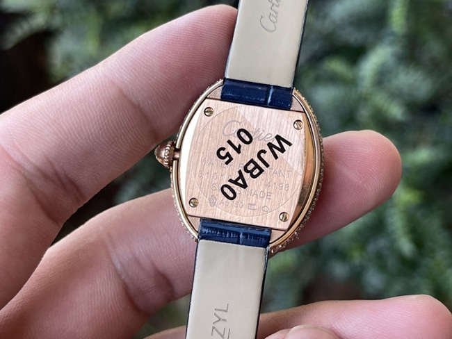 top-tierhigh-quality watch Cartier women's white dial blue belt bathtub series quartzleather strap watch back cover picture
