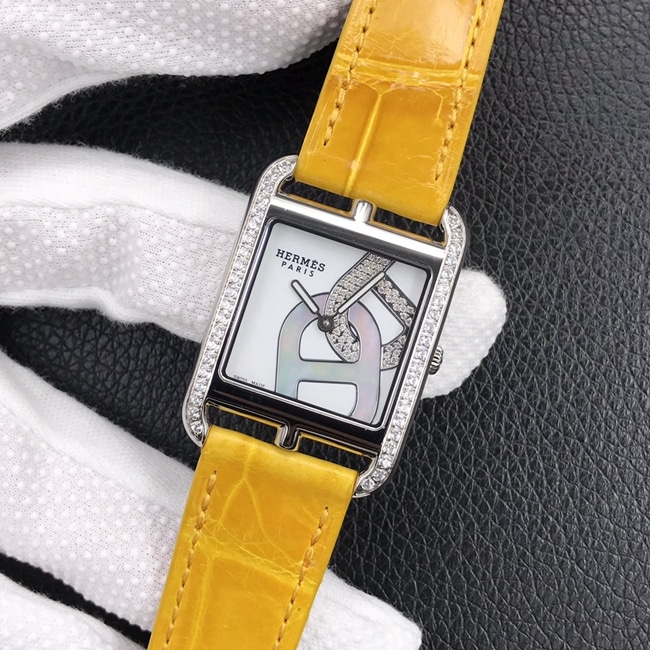 YFtop-tier watch Hermès white dial yellow belt quartzleather strap women's watch front view
