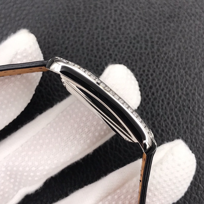 YF factory top-tier watch Hermès women's black dial black belt quartzleather strap watch side view
