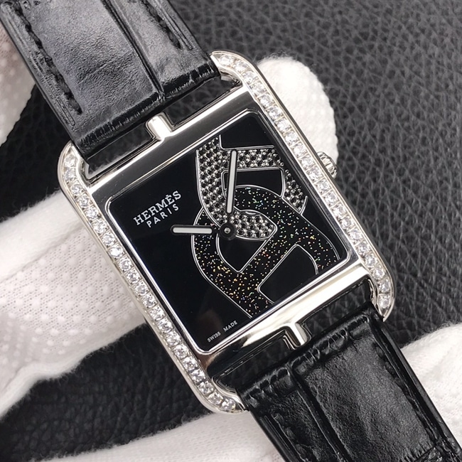 YF factory top-tier watch Hermès women's black dial black belt quartzleather strap watch front view