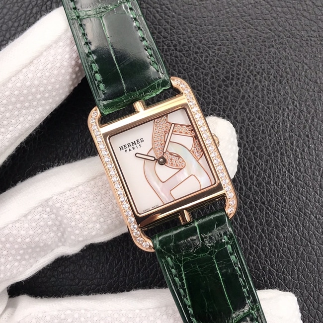 YF factory top-tier watch Hermès white dial green strap crocodile leather strapquartz watch front view