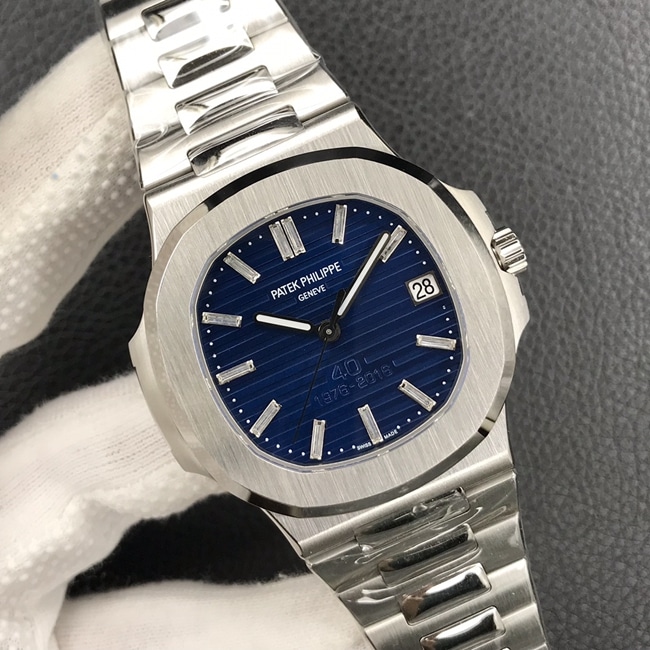 3k factory top-tier watch Patek Philippe men's blue dial Nautilus series steel bracelet automatic movement watch front view