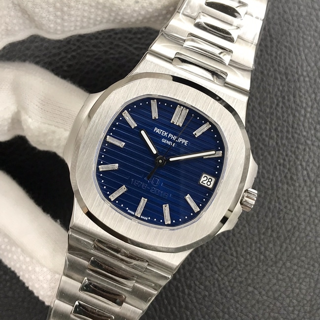 3k factory top-tier watch Patek Philippe men's blue dial Nautilus series steel bracelet automatic movement watch front view