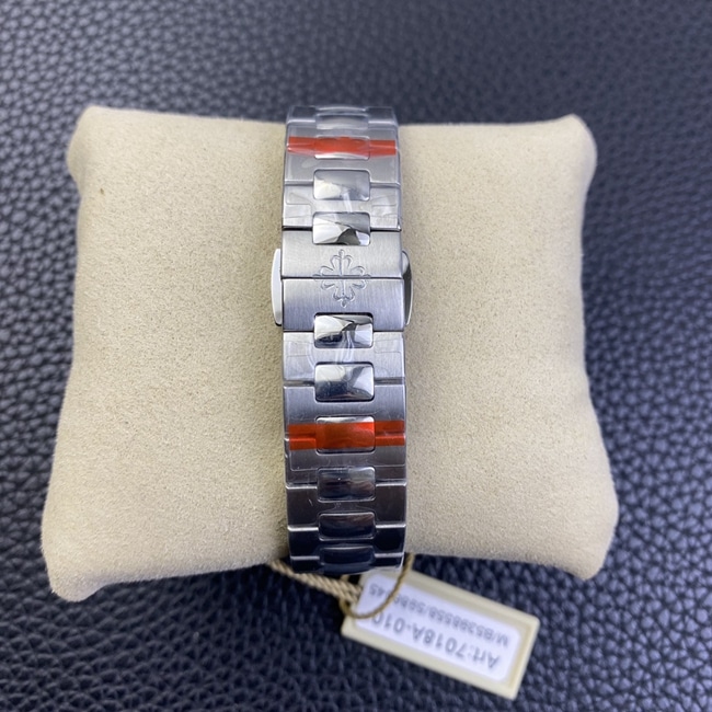 PF factory top-tier replicaPatek Philippe7018 sports elegant series women's Nautilus watch clasp picture
