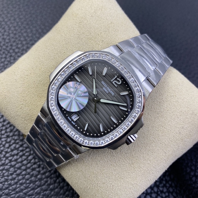 PF factory top-tier replicaPatek Philippe7018 sports elegant series women's Nautilus watch front view