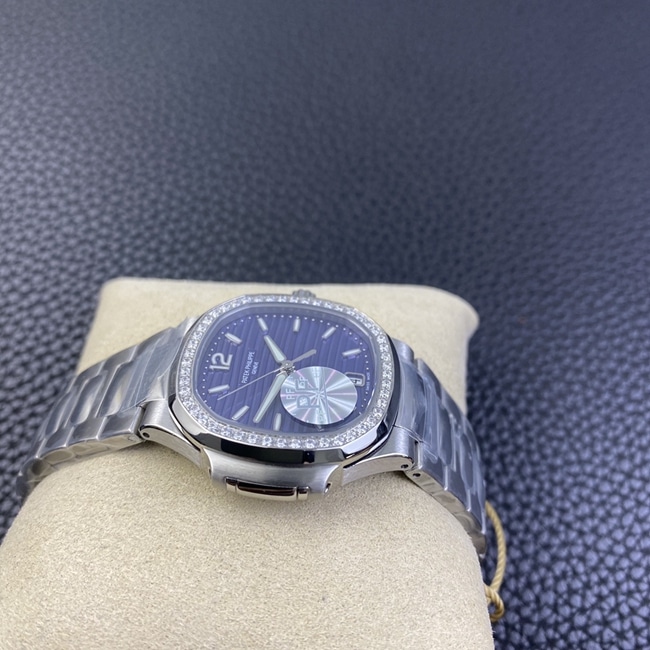 PF factory top-tier replicaPatek Philippe 7018 sports elegant series women's Nautilus side view