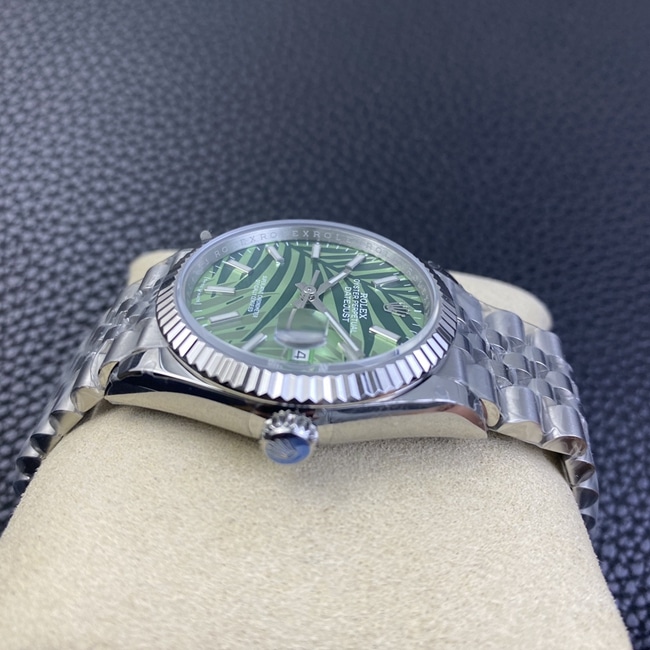 2021 top-tier watch Rolex log series 36mm new olive green jungle palm leaf pattern dial watch side view