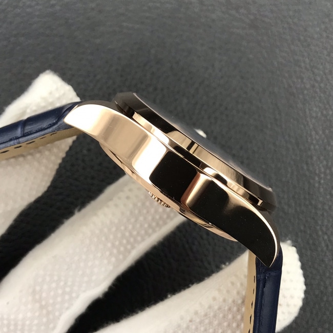 Top-tier Omega men's blue dial Cordon Bleu De Ville series automatic movement tourbillon watch side view