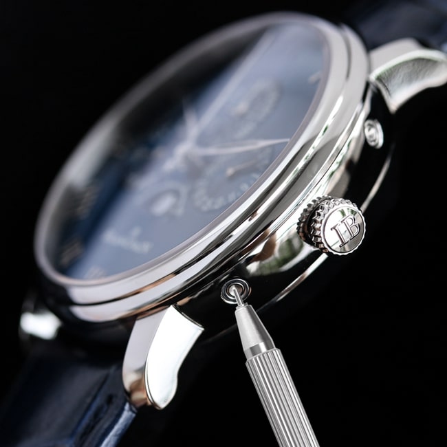 Blancpain Top collectible watches Men's Blue Plate Classic Series 6656 Automatic Mechanical Belt Watch Side View