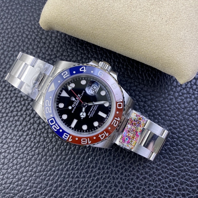 Rolextop-tier watch men's black dialsteel braceletGMT-Master type automatic movement watch three-bead belt front view