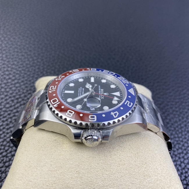 Rolextop-tier watch men's black dialsteel braceletGMT-Master type automatic movement watch three-bead strap side view