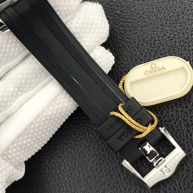 OR factory top-tier replicaOmegaSeamaster300m men's black dialrubber strap42mm watch clasp picture