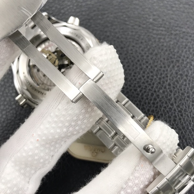 OR factory top-tier replicaOmega42mmSeamaster300m steel bracelet mechanical watch clasp picture