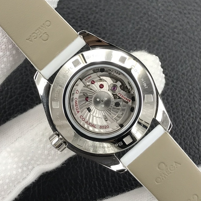 3s factory top-tier replicaOmega women's black dialrubber strapautomatic movement watch movement picture