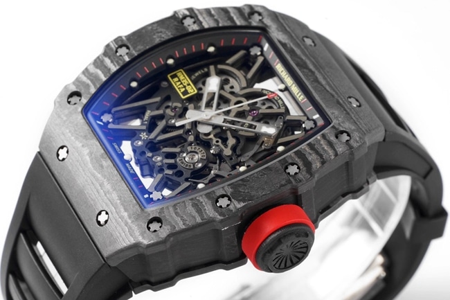 ZF FactoryRichard Milletop-tier watch automatic movement men's black dial black rubber strap watch side view