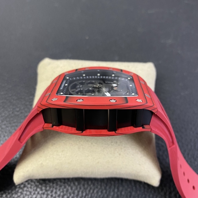 JB factory Richard Milletop-tier watch RM52-01 real tourbillon men's black dial red rubber strap skull mechanical watch side view