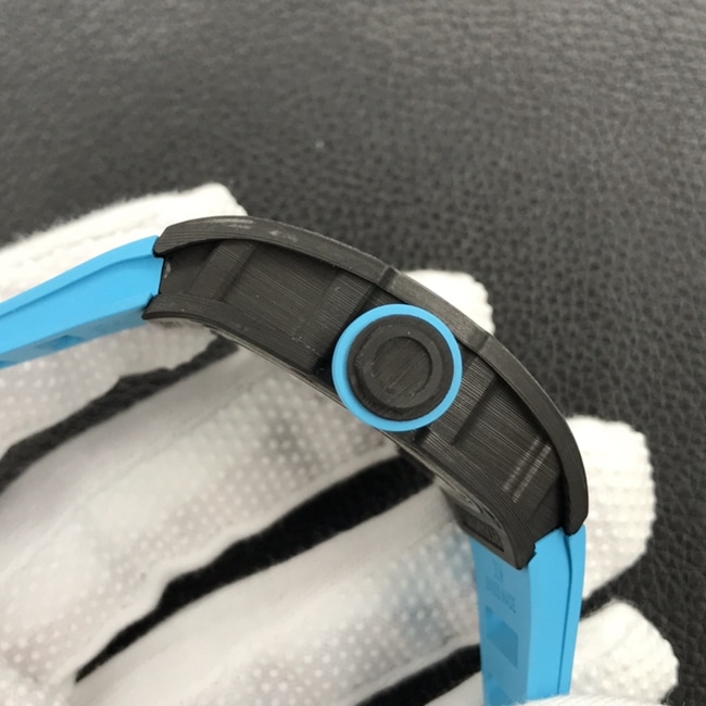 ZF Factorytop-tier watch Richard Mille global limited edition men's black dial blue rubber strap mechanical watch side view