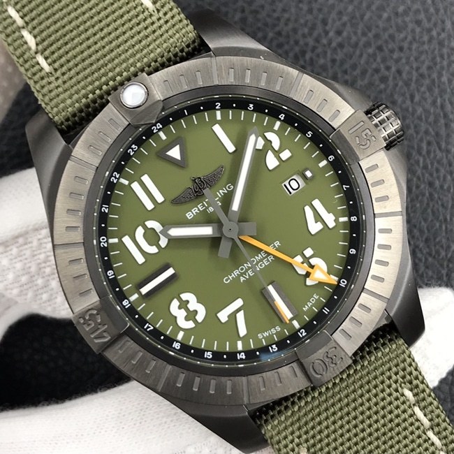 Breitlingtop-tier watch men's green dial nylon strap automatic movement watch front view