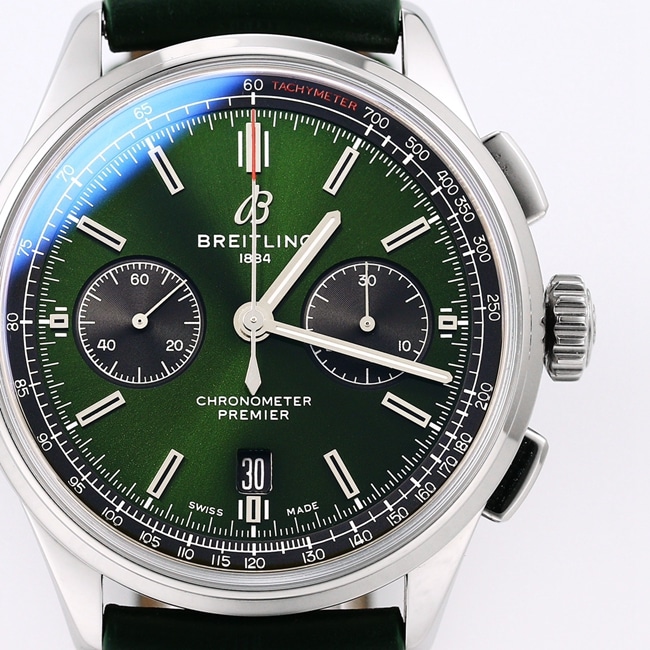 GF Factory new Breitlingtop-tier watch men's green dial green strap v2 upgraded version automatic movementleather strap watch front view