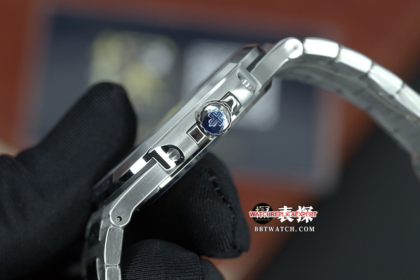 3k factory top-tier watch Patek Philippe men's green dialsteel braceletNautilus series mechanical watch side live photo
