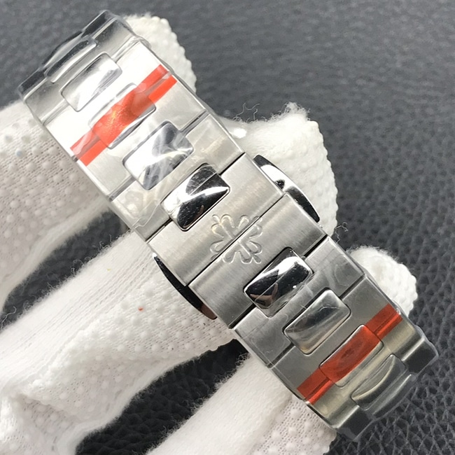 PF Factory Top Patek Philippe Nautilus Men's Black Dial Steel Strap Sport Series Automatic Mechanical Watch Buckle Picture