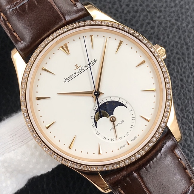 GF FactoryJaeger-LeCoultretop-tier watch men's white dial brown belt master series leather strap mechanical watch front view