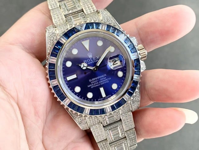 top-tier watch Rolex men's blue dialsteel braceletSubmariner type series fully automatic movement watch front view